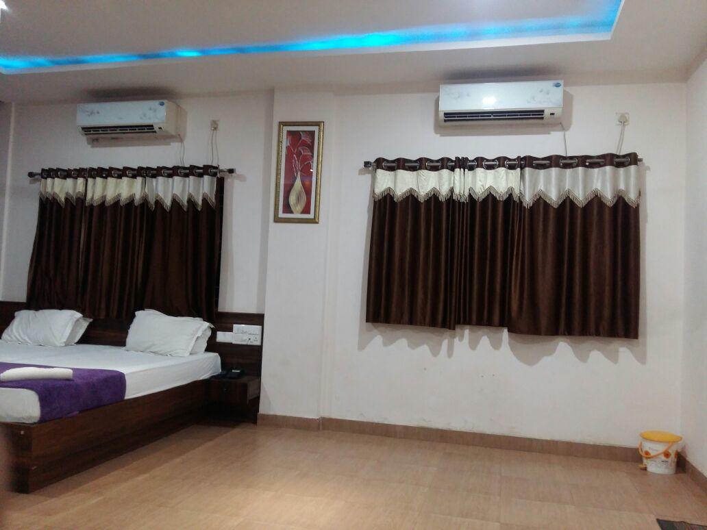 Hotel Alka Palace 杜尔格 外观 照片